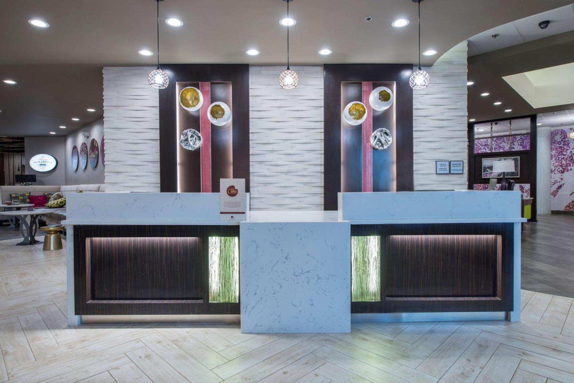 Doubletree By Hilton Winston Salem - University, Nc Exterior photo