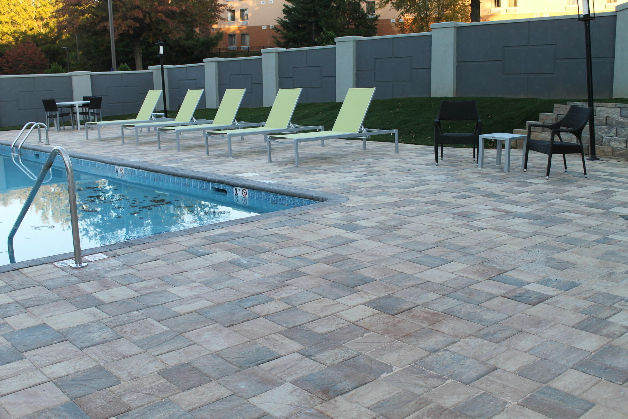Doubletree By Hilton Winston Salem - University, Nc Exterior photo
